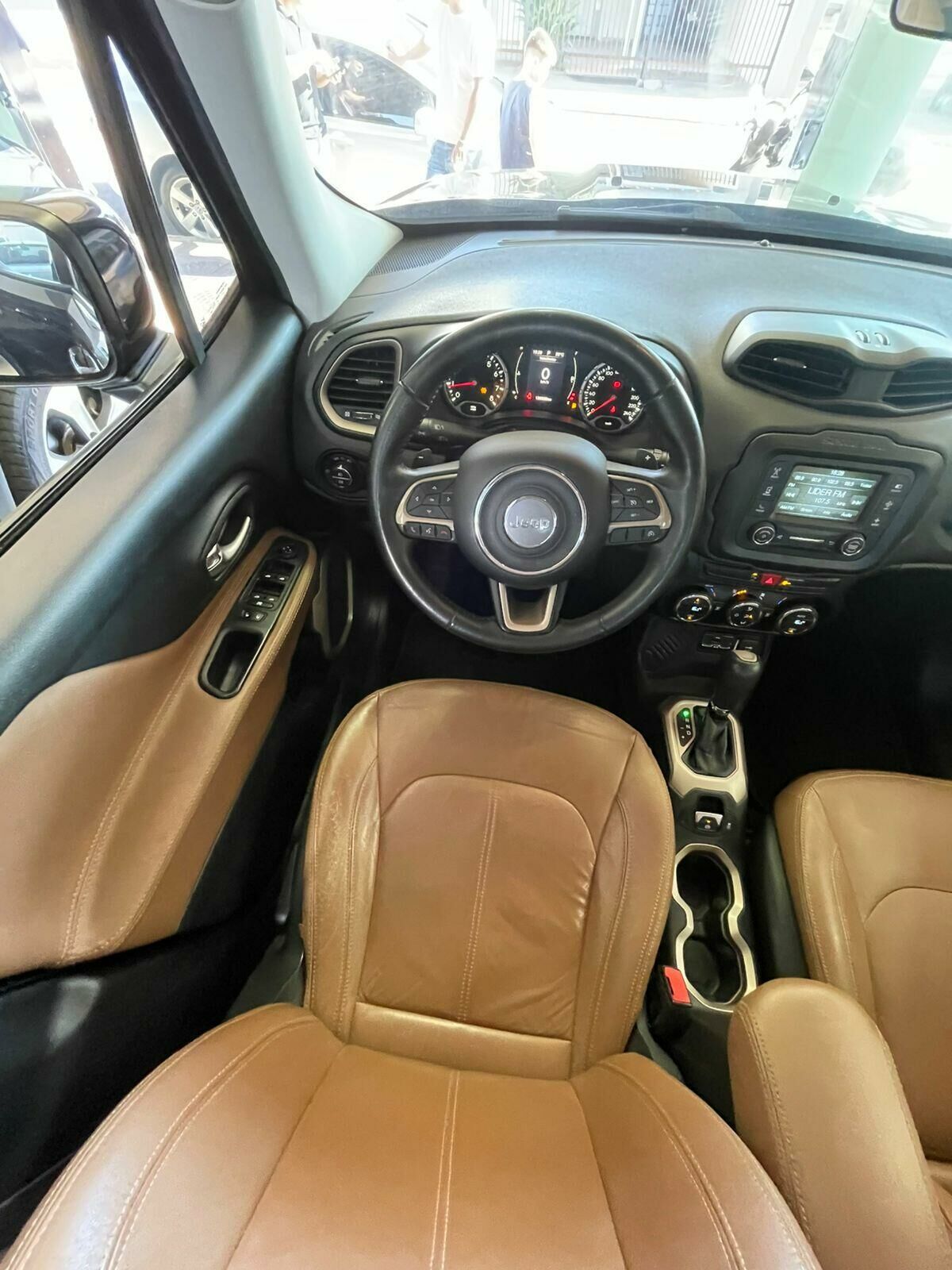 Imagem do veículo  JEEP RENEGADE LONGITUDE